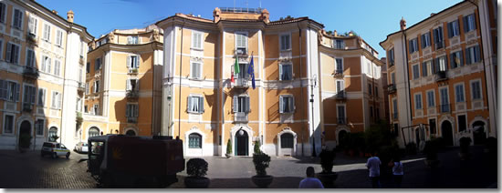 Piazza Sant'Ignazio. (Photo by Lalupa)