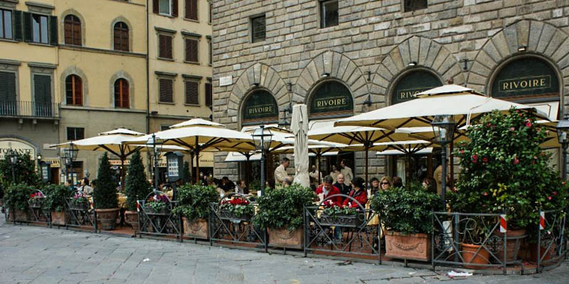 Caffè Rivoire in Florence, Italy. (Photo by subtarget)