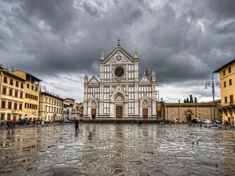 snack Forord Mince Santa Croce church in Florence, Italy