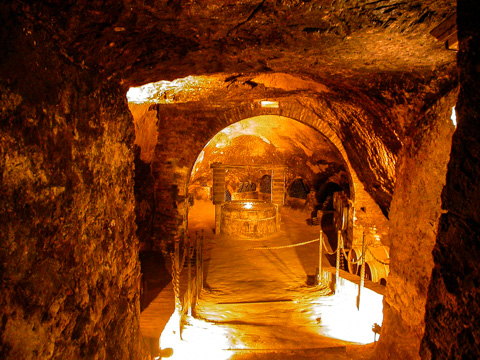 Montepulciano wine tasting cellar